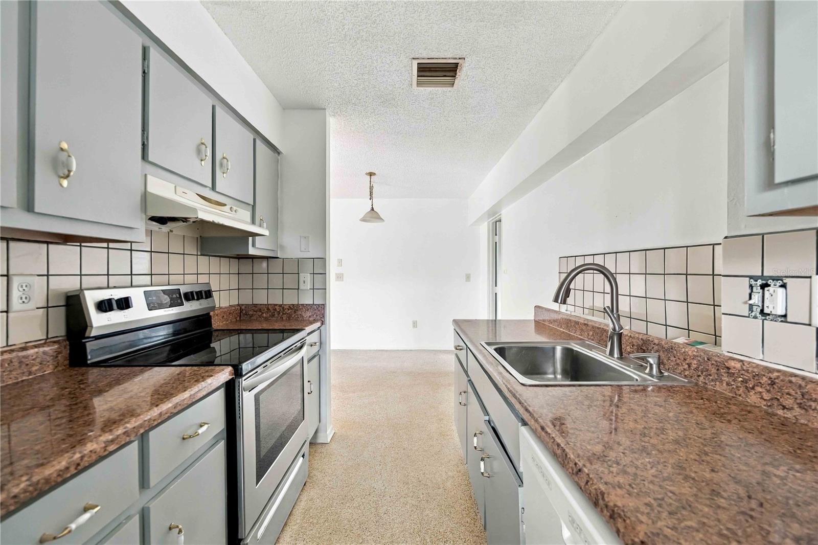 4331 S BISCAYNE DRIVE, North Port, FL 34287