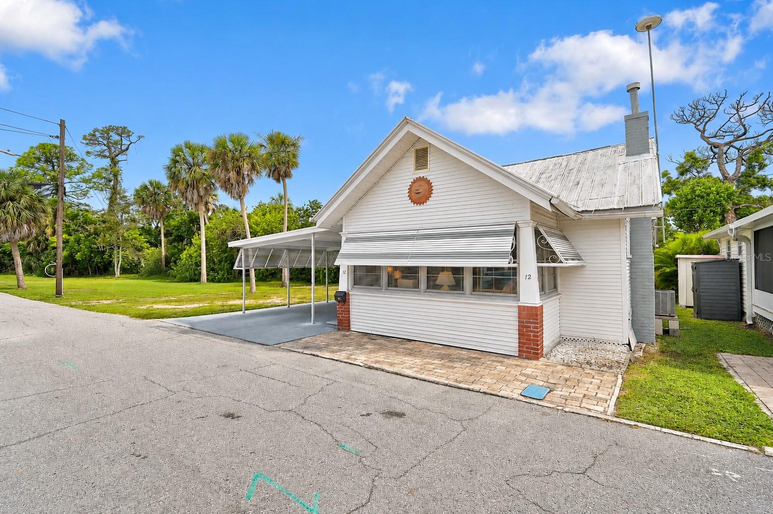12 LAFAYETTE STREET, Bradenton, FL 34208
