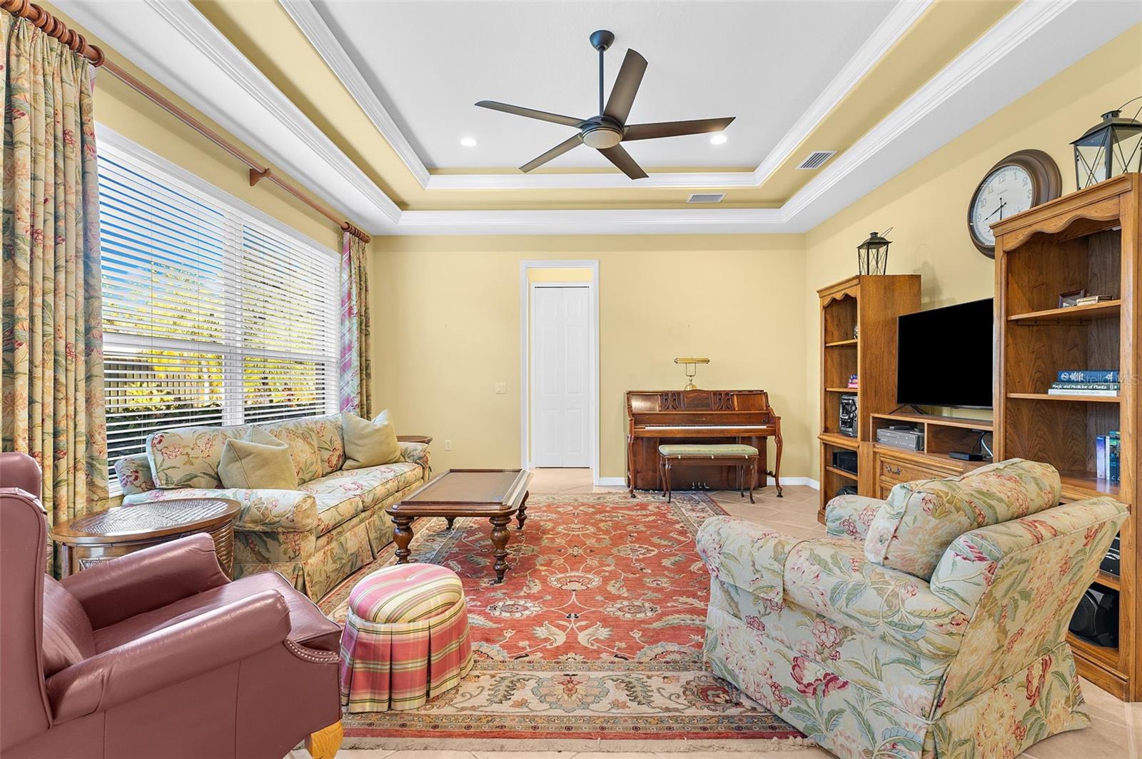 2524 JEFFERSON CIRCLE, Sarasota, FL 34239