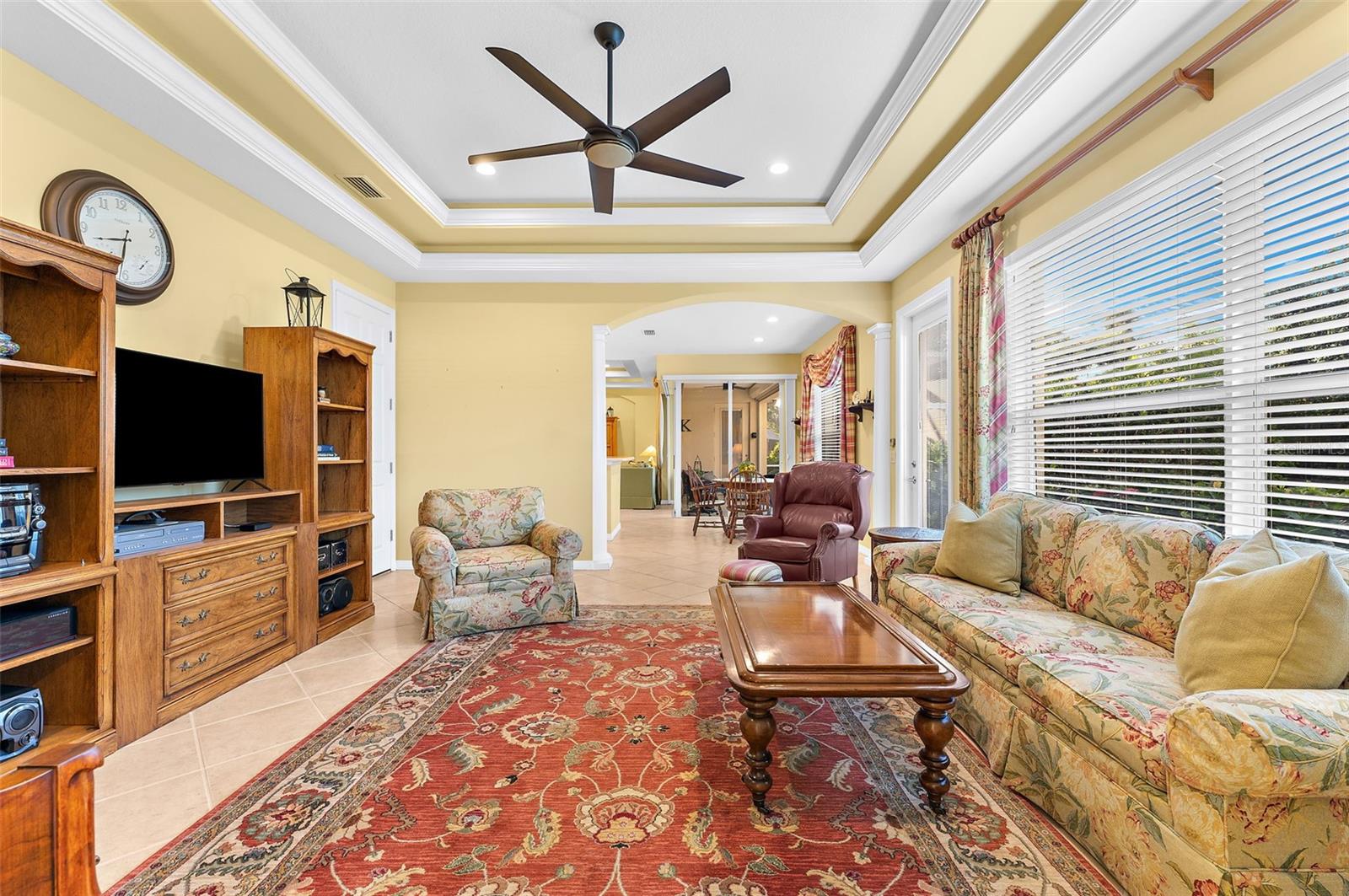 2524 JEFFERSON CIRCLE, Sarasota, FL 34239