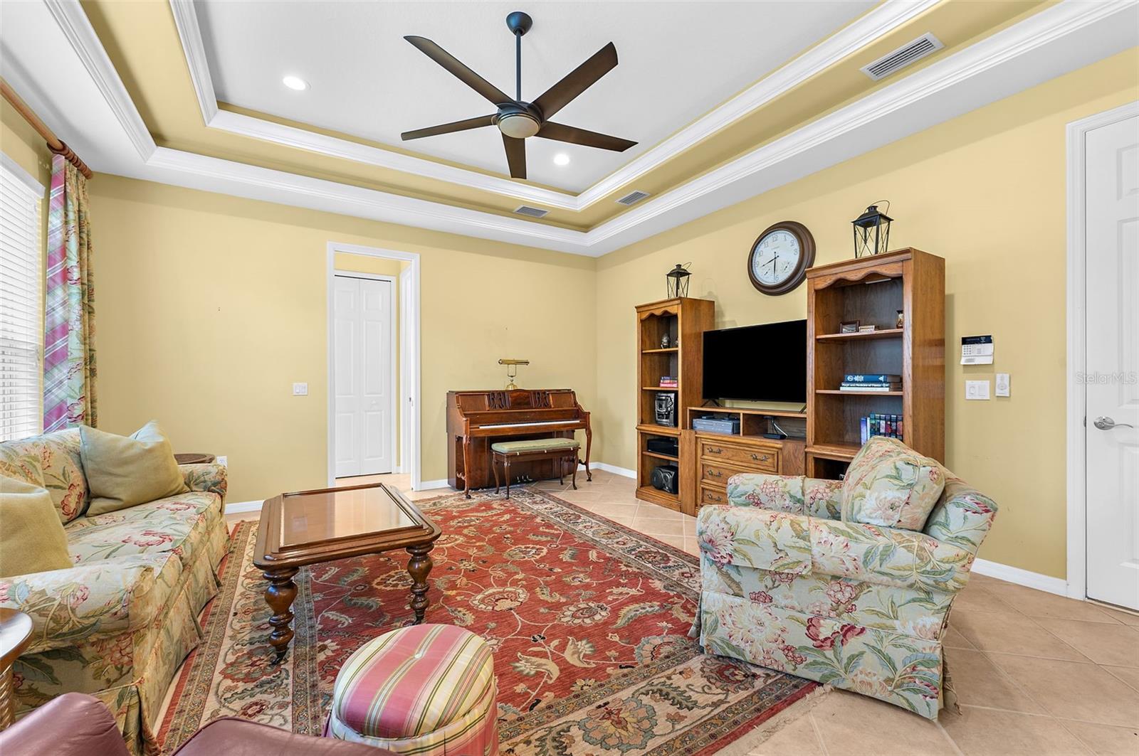 2524 JEFFERSON CIRCLE, Sarasota, FL 34239