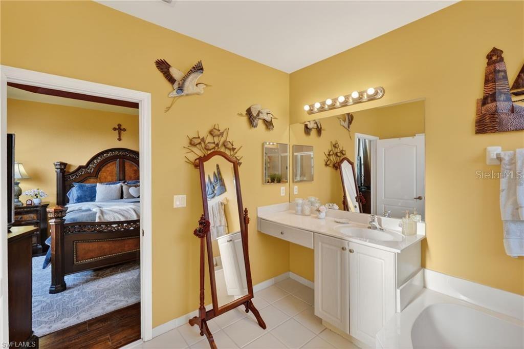 7005 ROMANA WAY, #1701, Naples, FL 34119