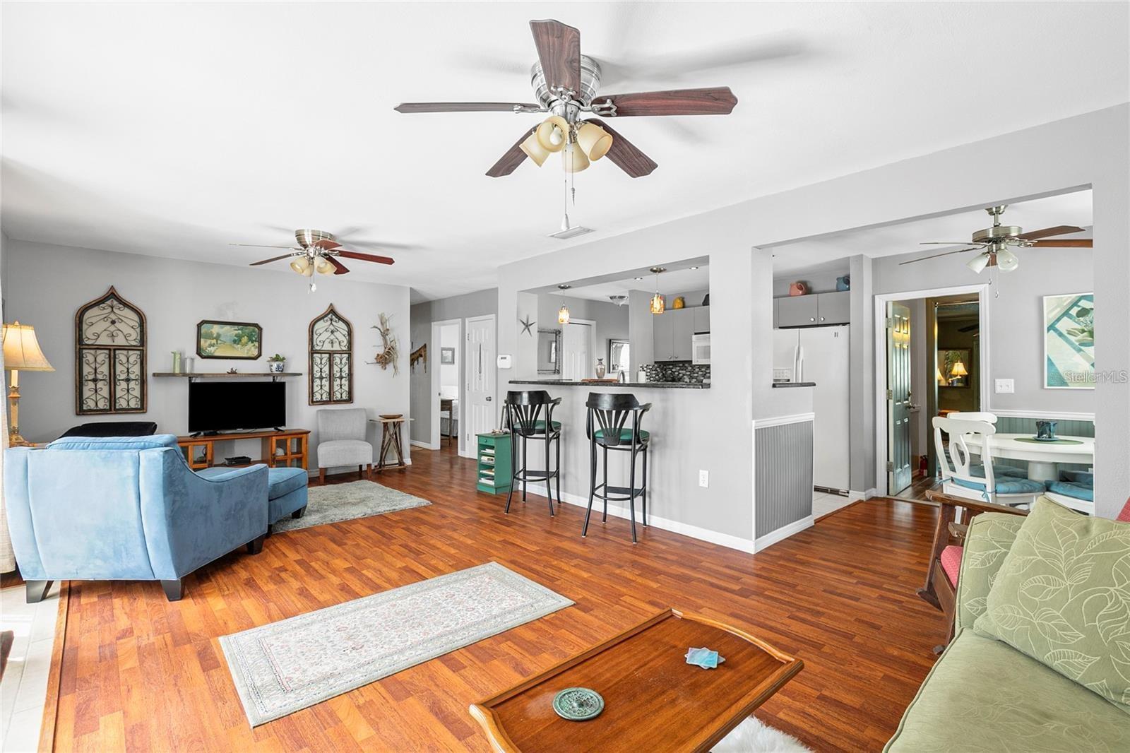 1108 65TH AVENUE W, Bradenton, FL 34207