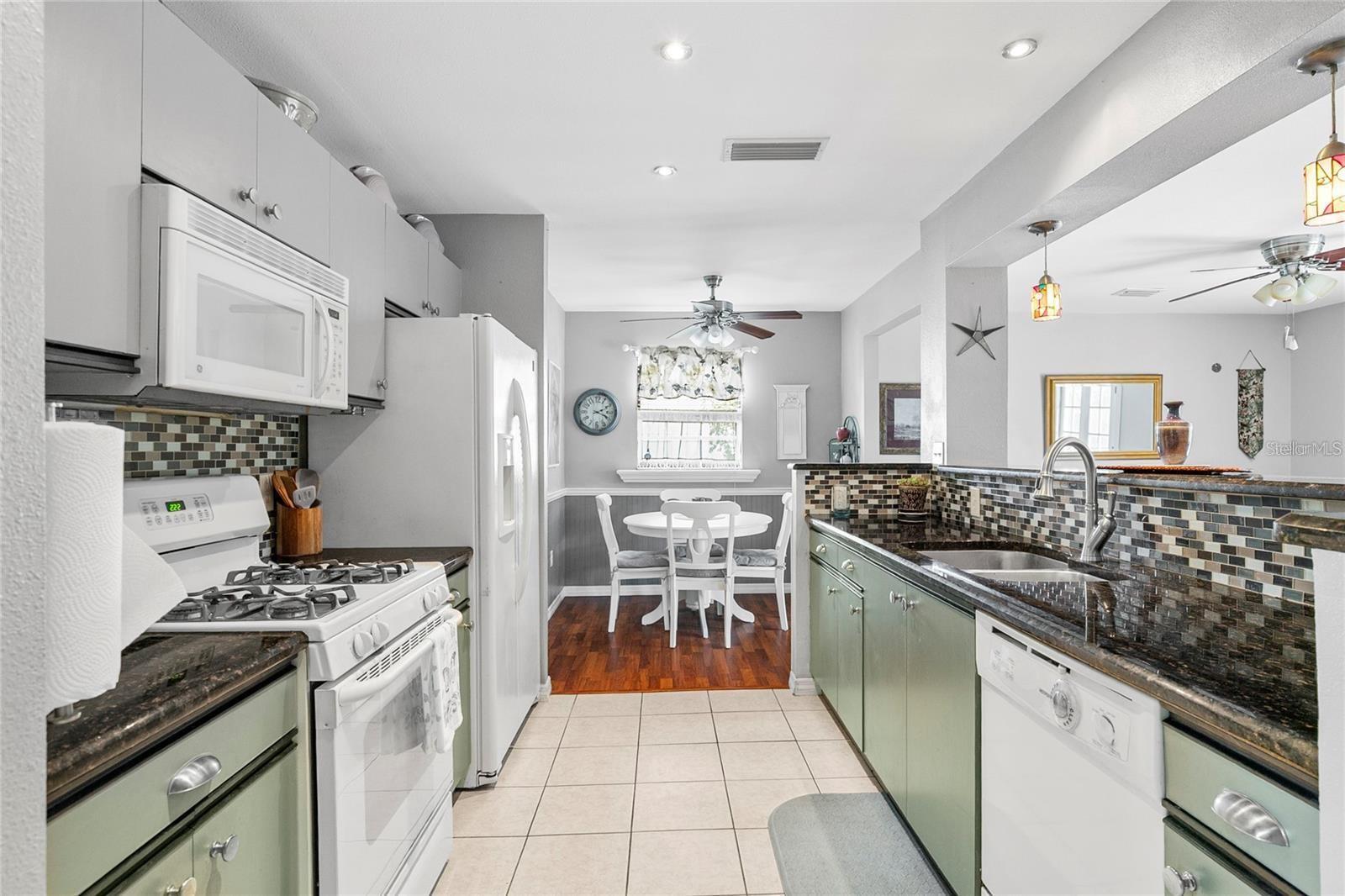 1108 65TH AVENUE W, Bradenton, FL 34207