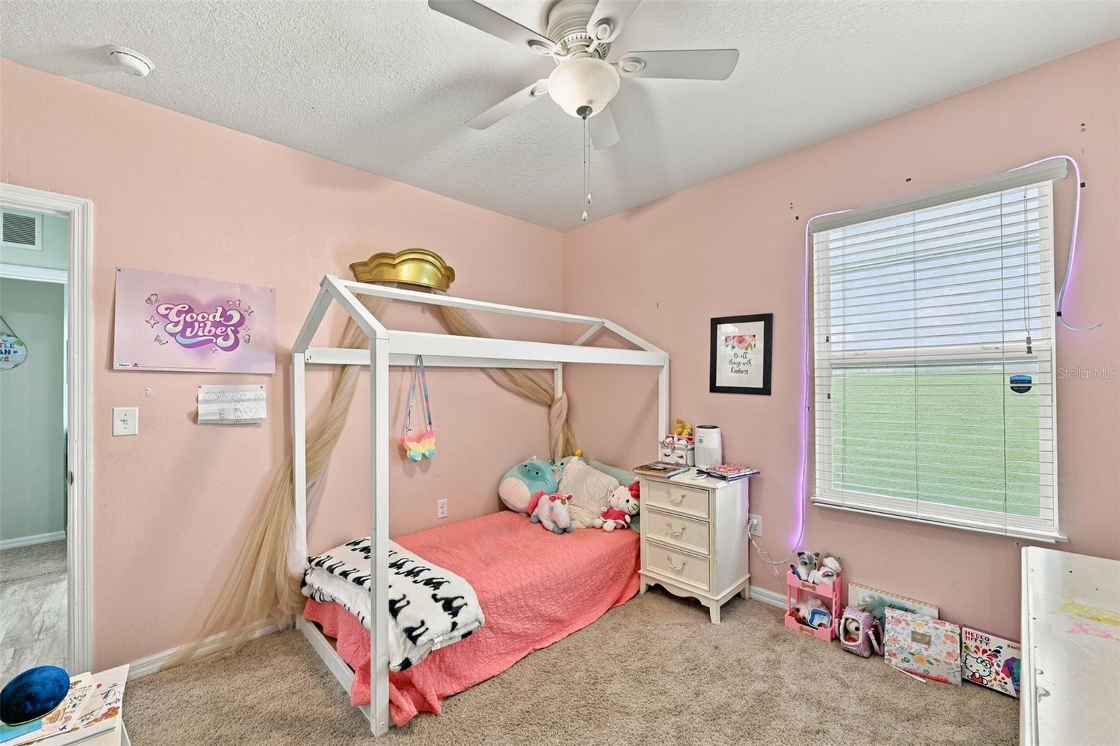 Guest bedroom