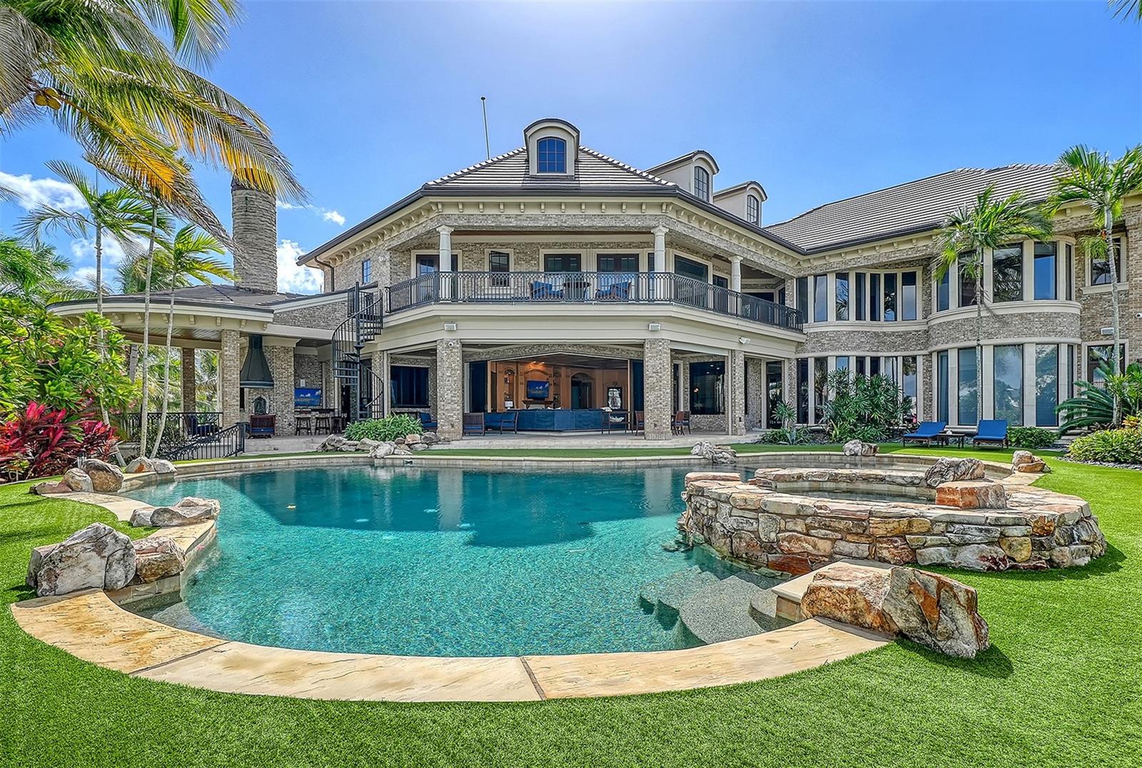 1423 HILLVIEW DRIVE, Sarasota, FL 34239