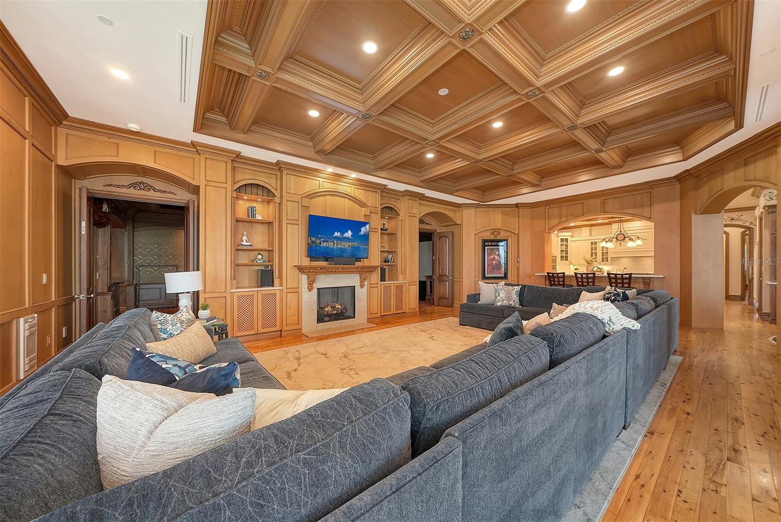 1423 HILLVIEW DRIVE, Sarasota, FL 34239