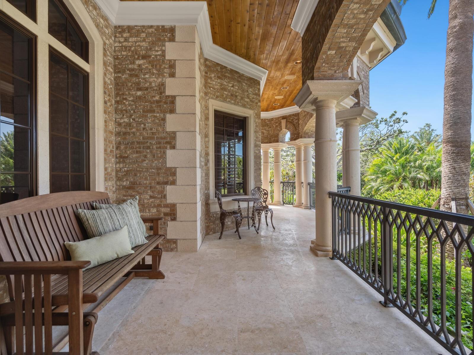 1423 HILLVIEW DRIVE, Sarasota, FL 34239