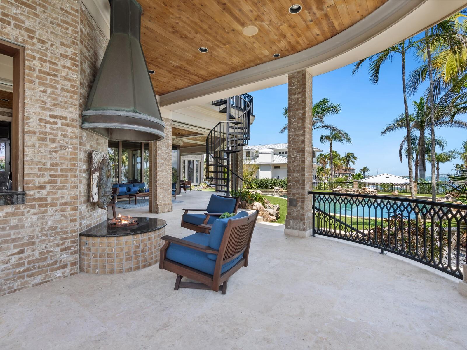 1423 HILLVIEW DRIVE, Sarasota, FL 34239