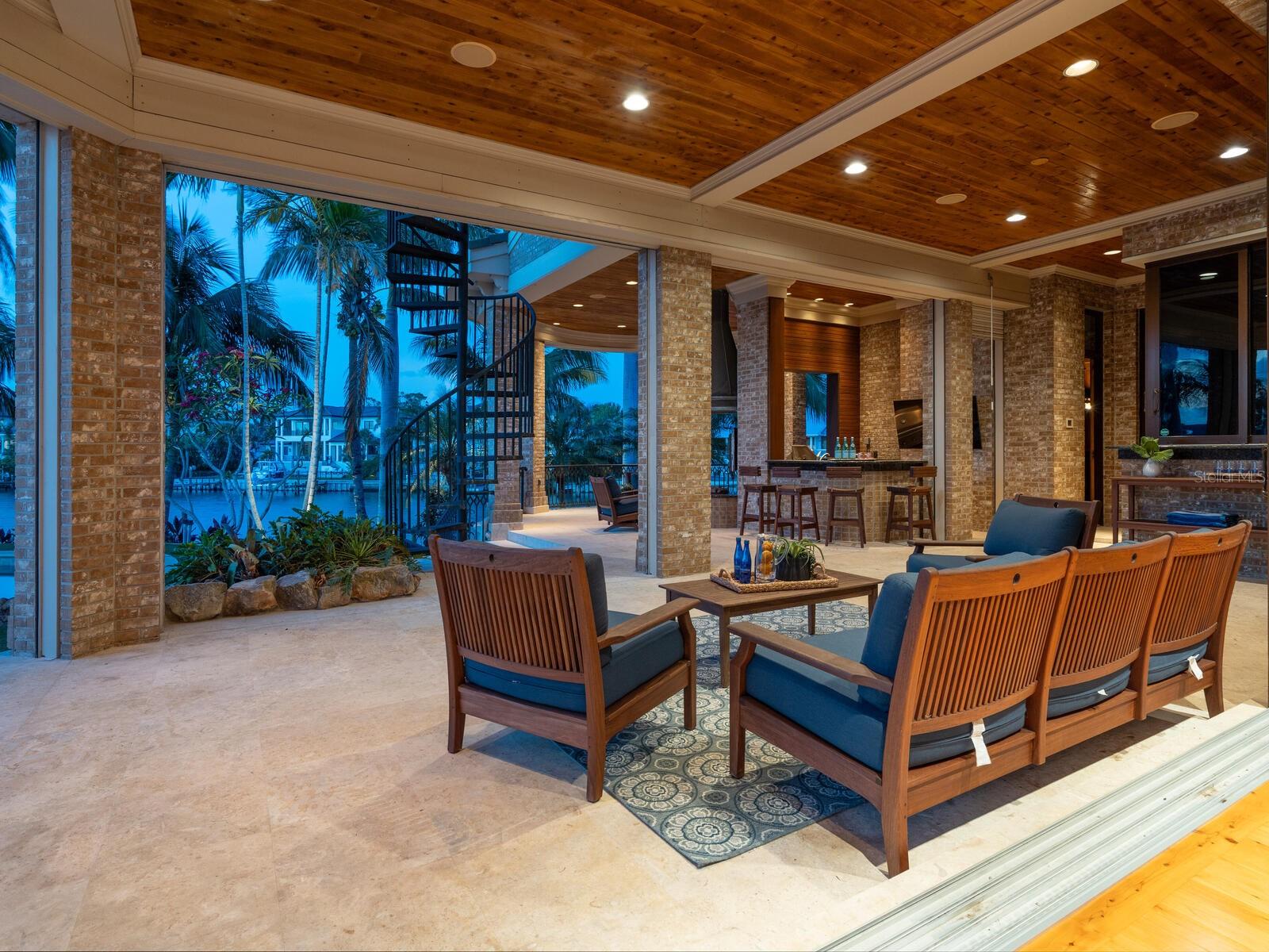 1423 HILLVIEW DRIVE, Sarasota, FL 34239