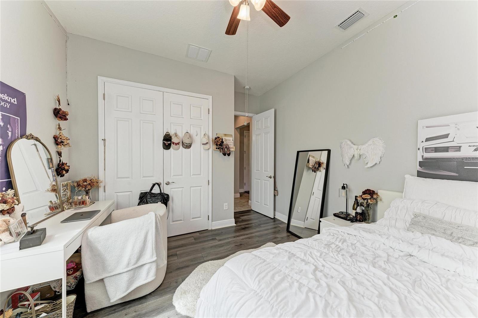 519 165TH STREET E, Bradenton, FL 34212