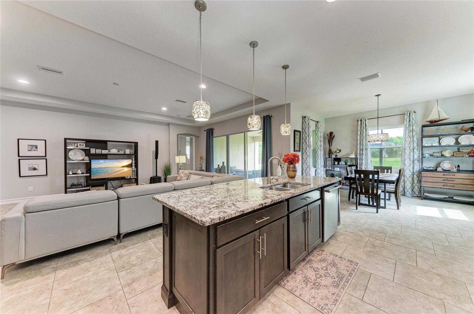 519 165TH STREET E, Bradenton, FL 34212