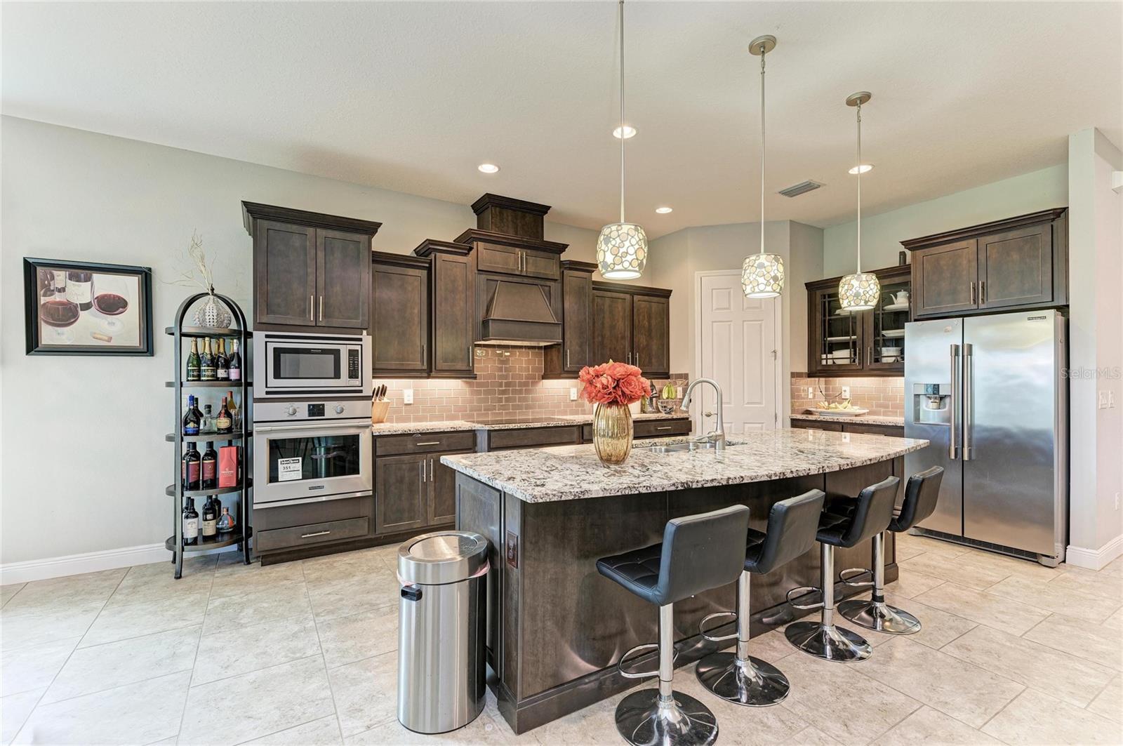 519 165TH STREET E, Bradenton, FL 34212