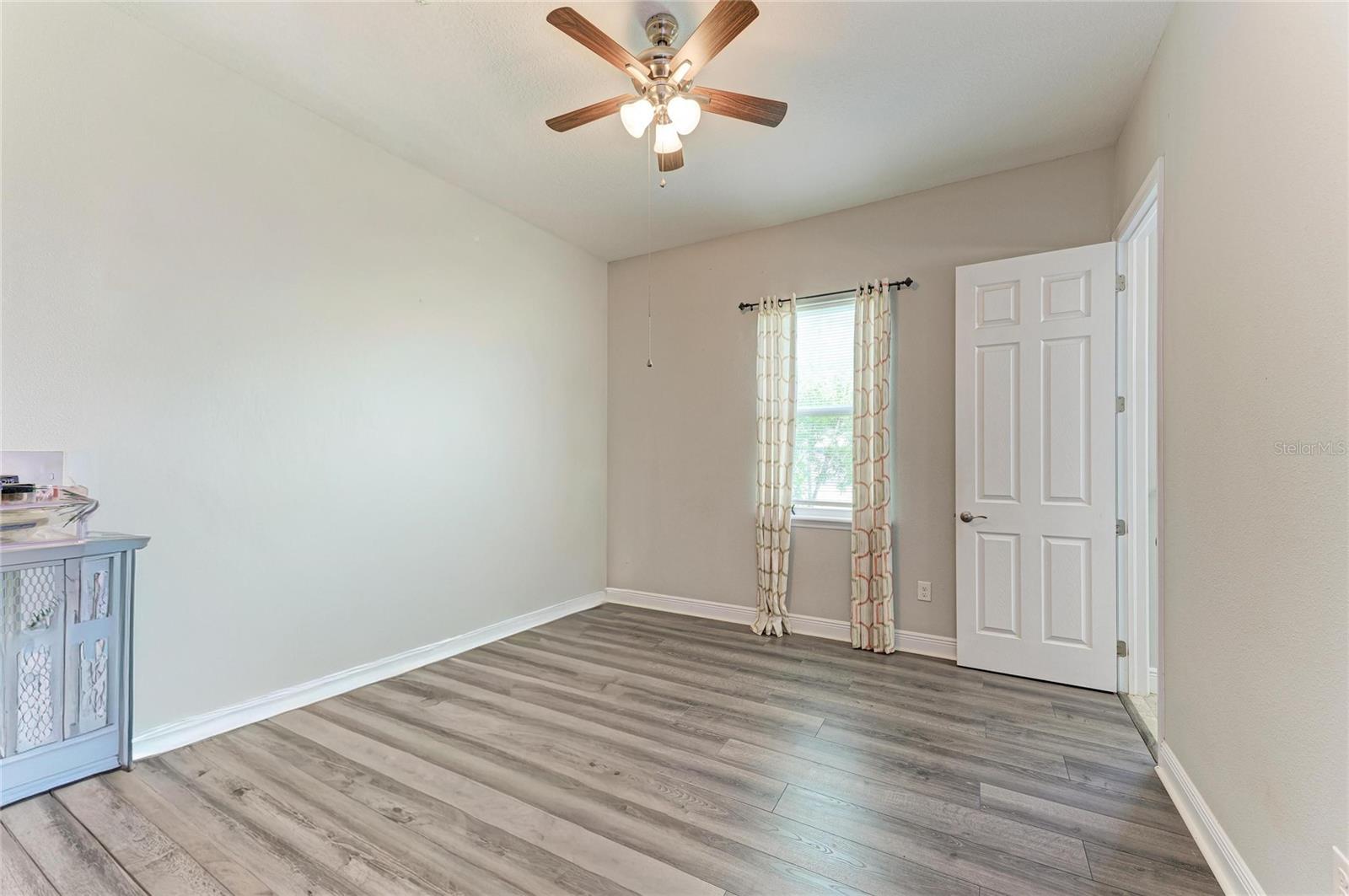 519 165TH STREET E, Bradenton, FL 34212