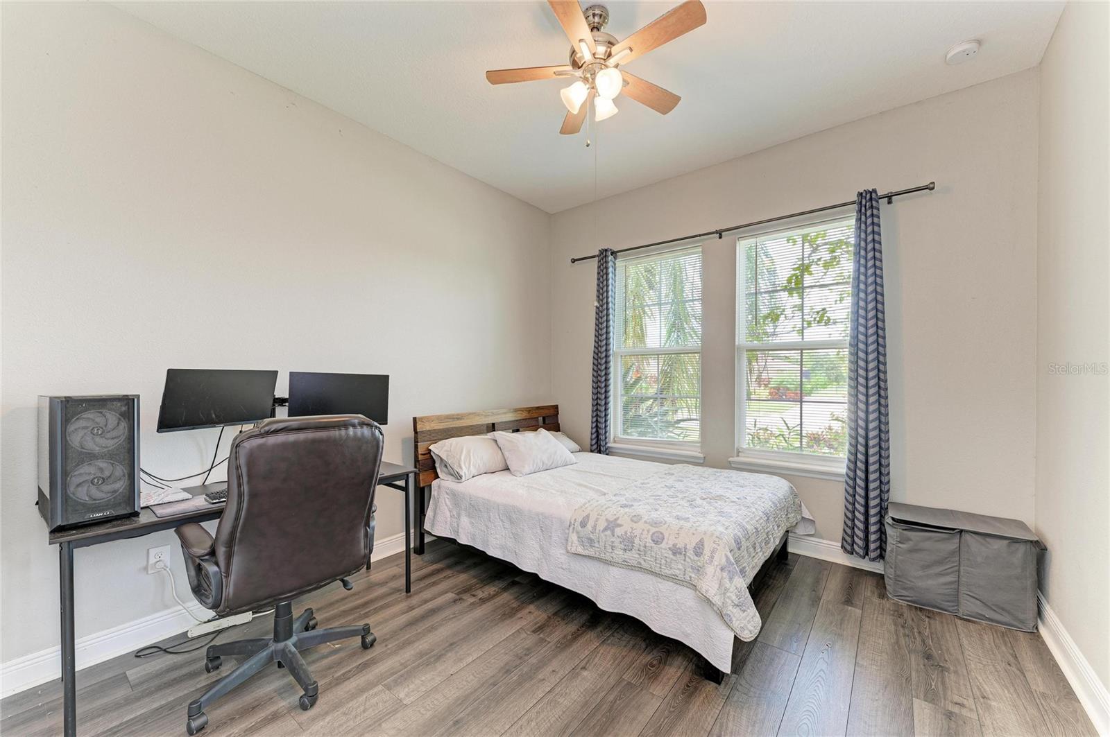 519 165TH STREET E, Bradenton, FL 34212