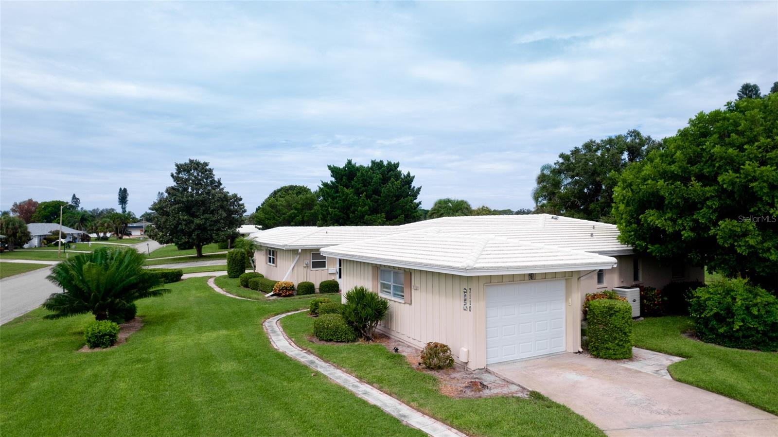 7110 11TH AVENUE W, Bradenton, FL 34209