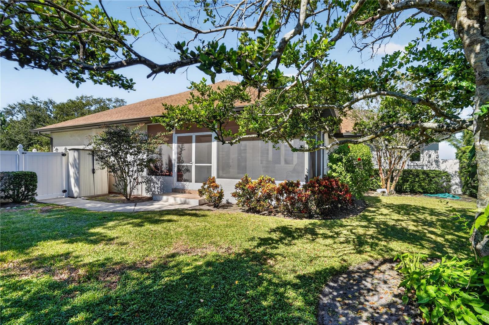 2305 RIVERVIEW BOULEVARD, Bradenton, FL 34205