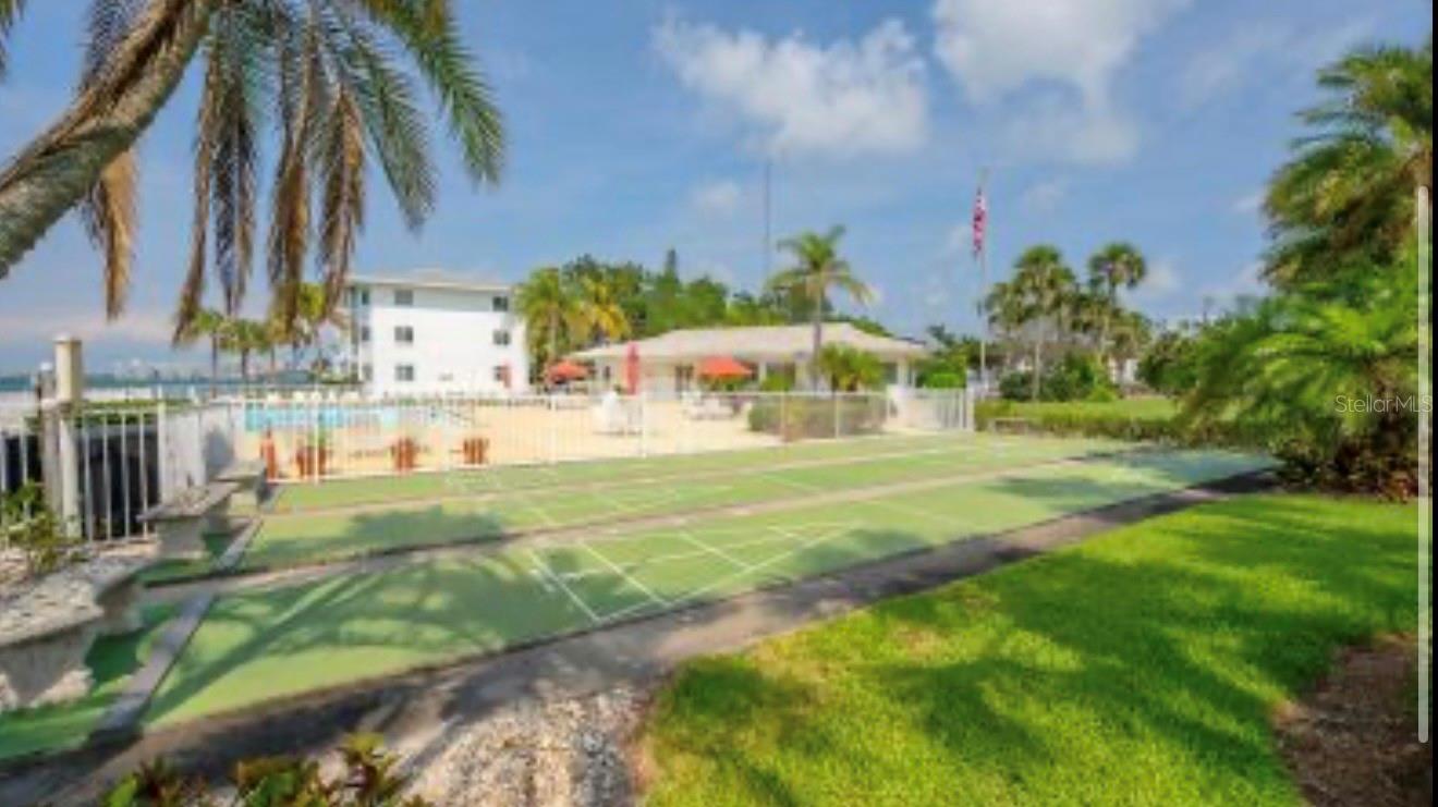 775 JOHN RINGLING BOULEVARD, #24, Sarasota, FL 34236