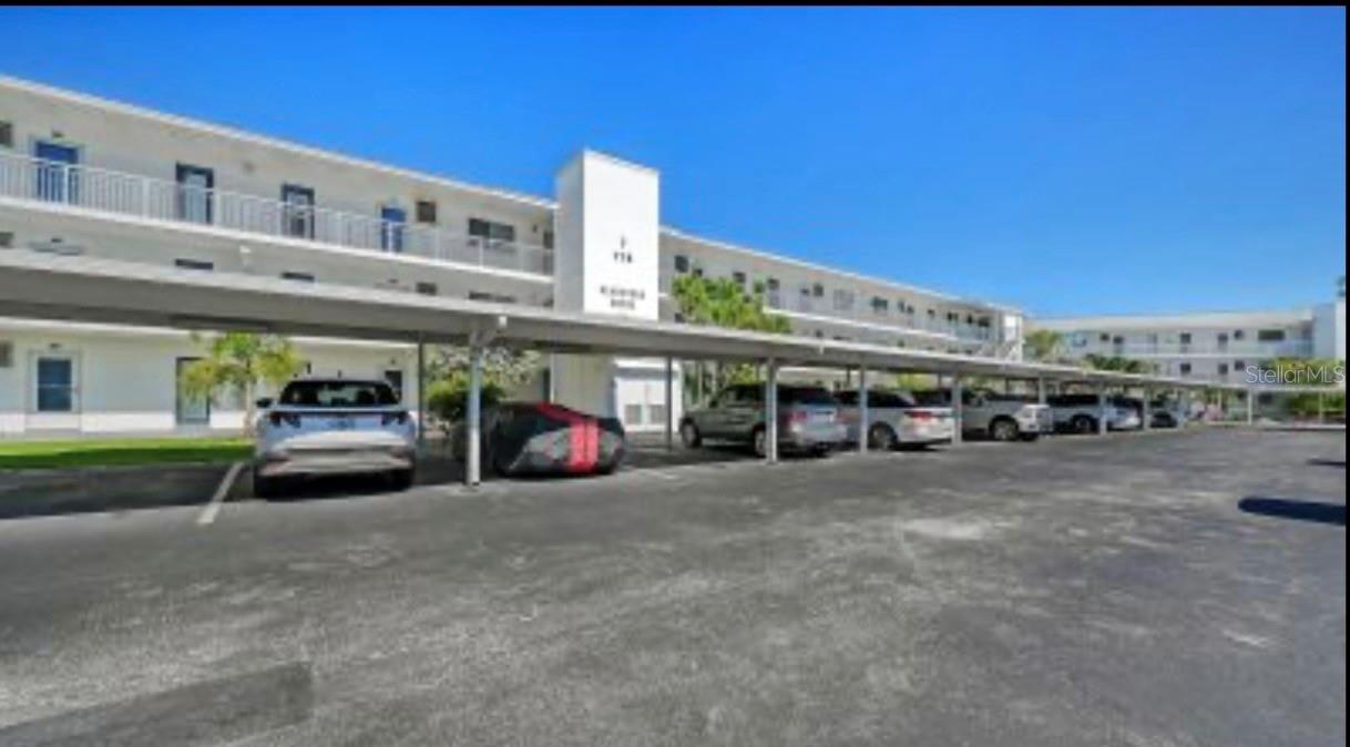 775 JOHN RINGLING BOULEVARD, #24, Sarasota, FL 34236