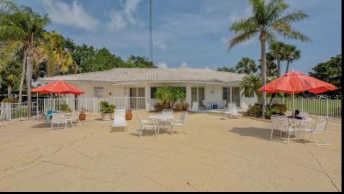 775 JOHN RINGLING BOULEVARD, #24, Sarasota, FL 34236