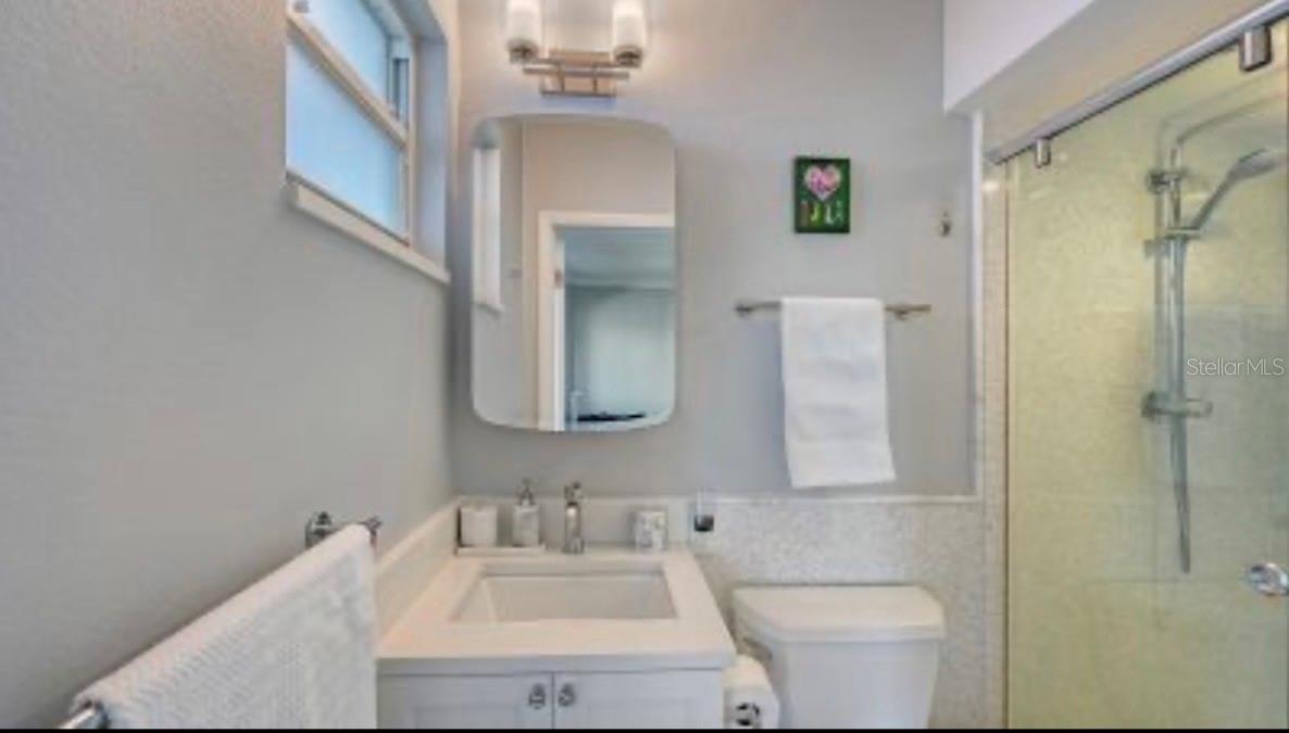 775 JOHN RINGLING BOULEVARD, #24, Sarasota, FL 34236