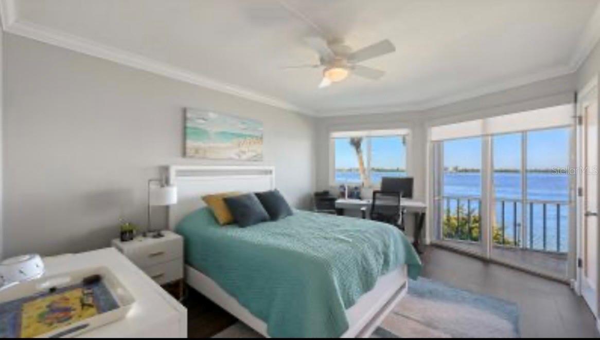 775 JOHN RINGLING BOULEVARD, #24, Sarasota, FL 34236
