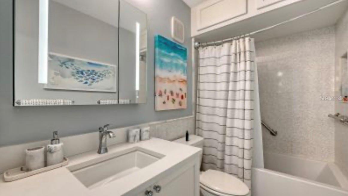 775 JOHN RINGLING BOULEVARD, #24, Sarasota, FL 34236