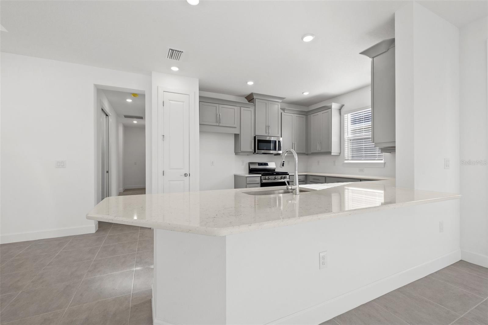 16117 ISOLA PLACE, Lakewood Ranch, FL 34211
