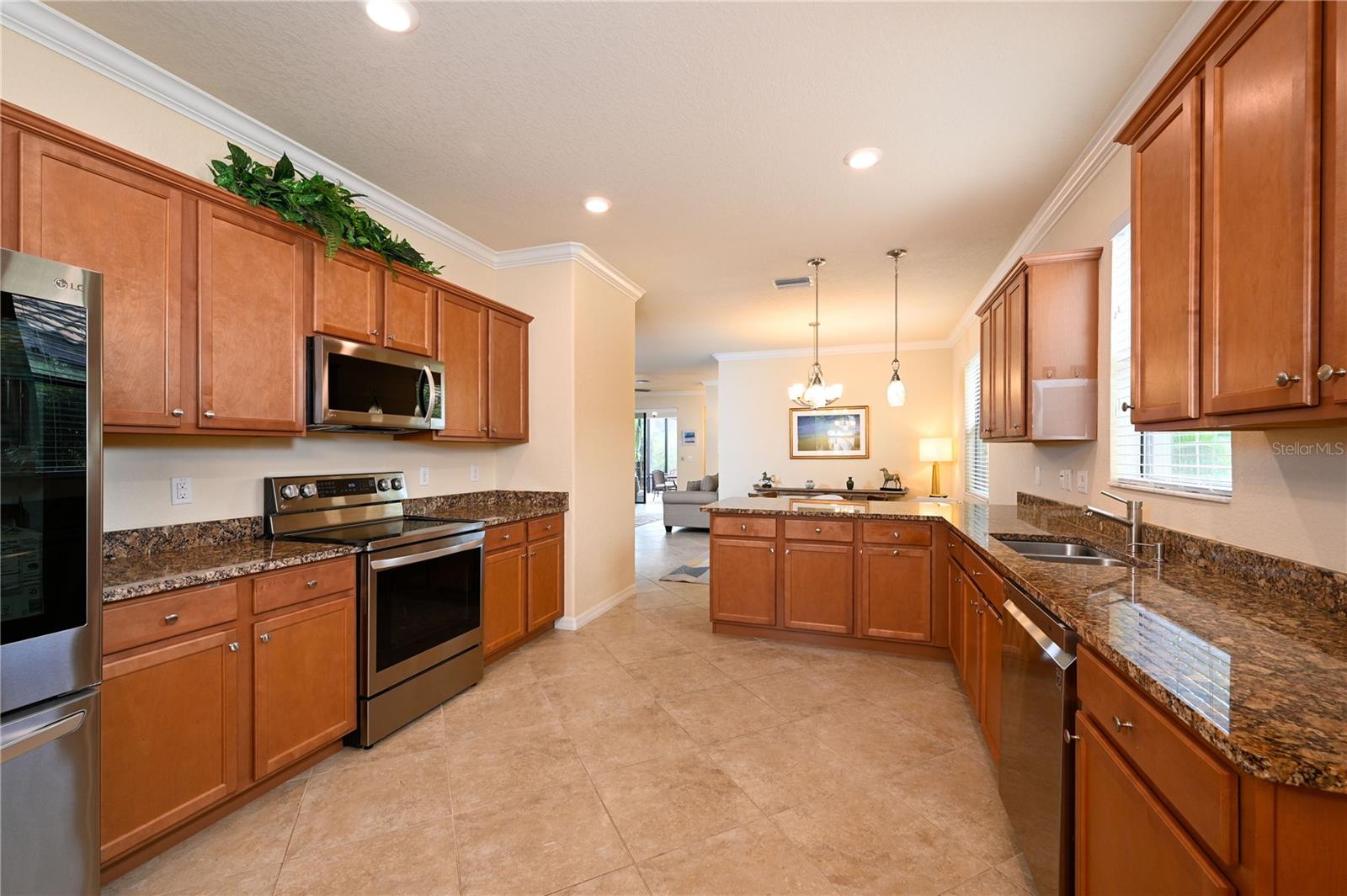 Kitchen facing main dining area