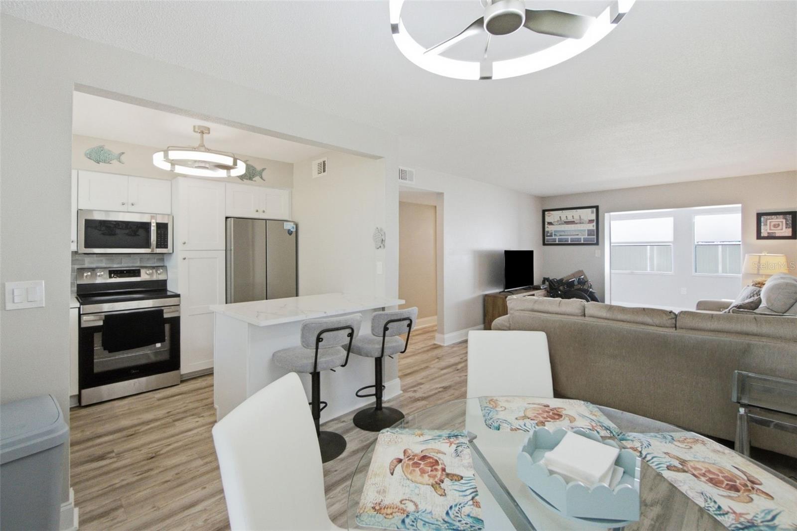611 GULF DRIVE N, #A15, Bradenton Beach, FL 34217