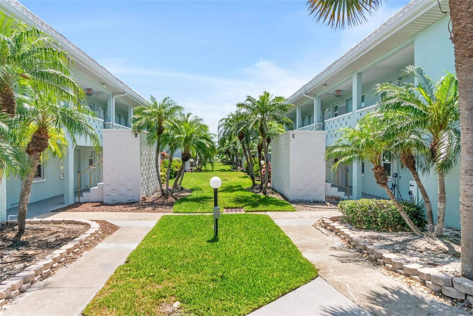 611 GULF DRIVE N, #A15, Bradenton Beach, FL 34217