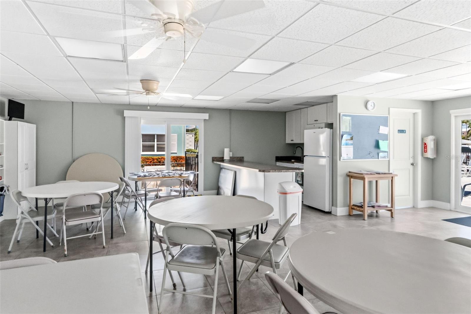 611 GULF DRIVE N, #A15, Bradenton Beach, FL 34217