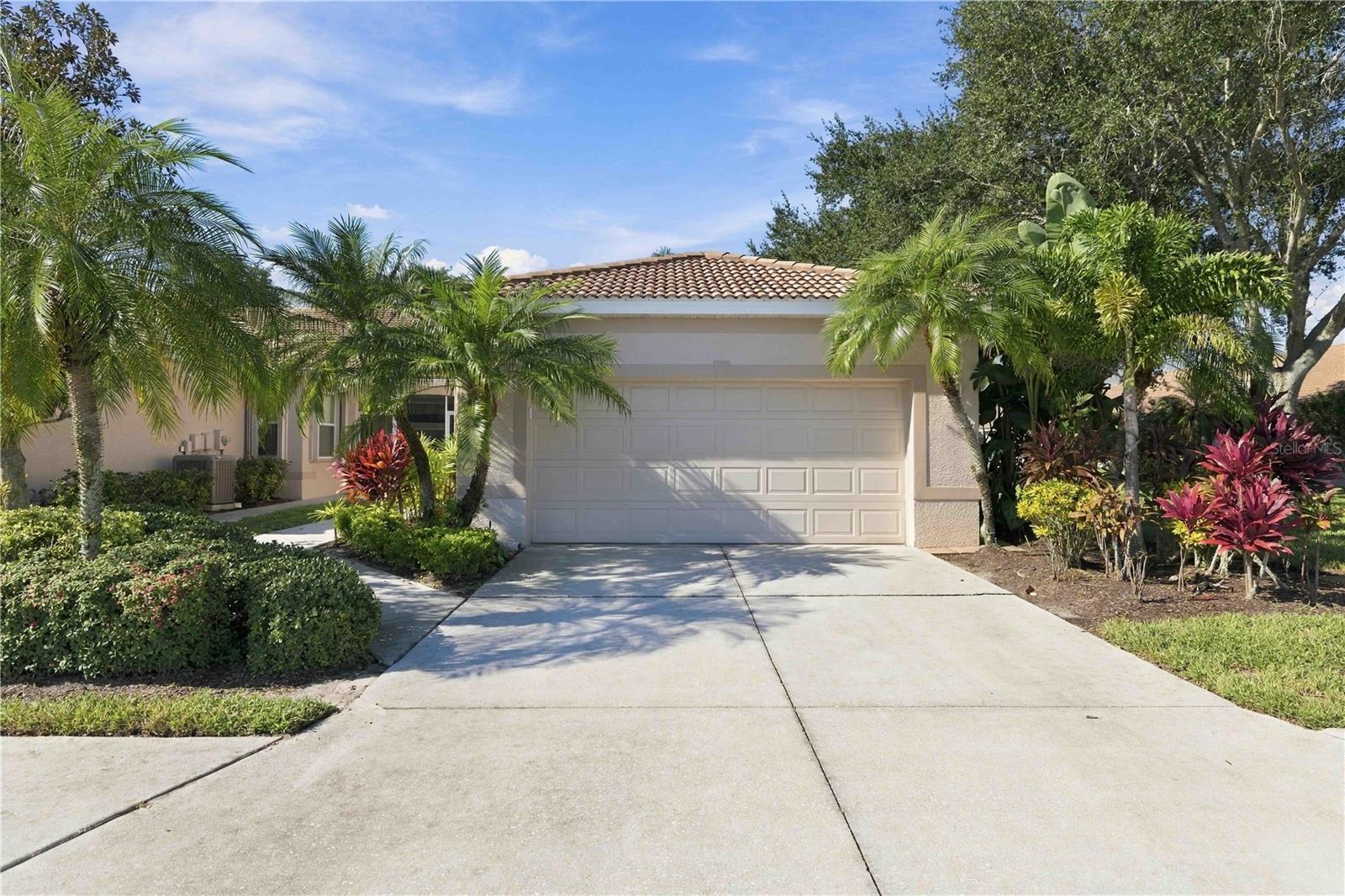 8216 ASHFORD FALLS COURT, Sarasota, FL 34243 8216 ASHFORD FALLS COURT, Sarasota, FL 34243