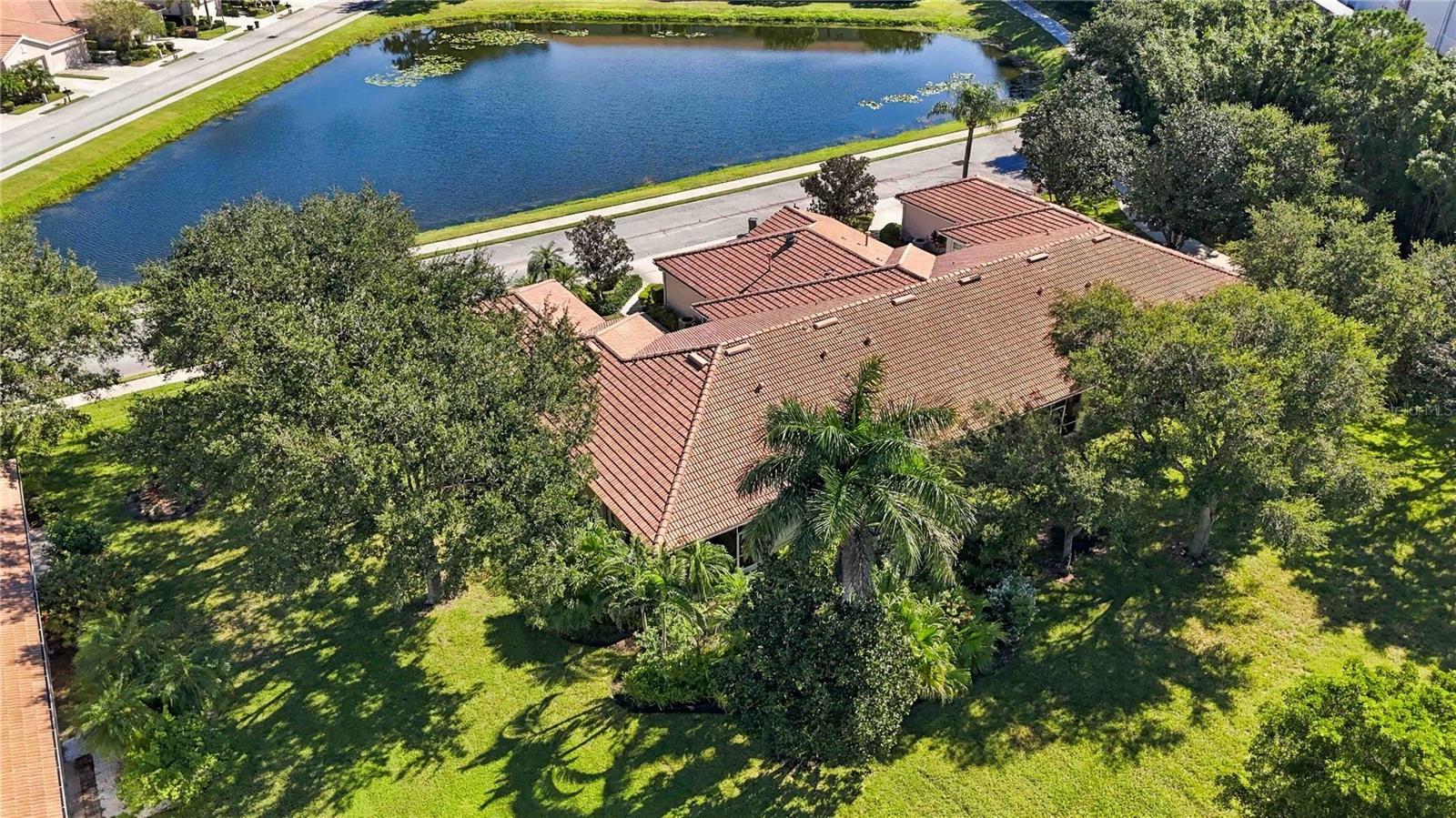 8216 ASHFORD FALLS COURT, Sarasota, FL 34243