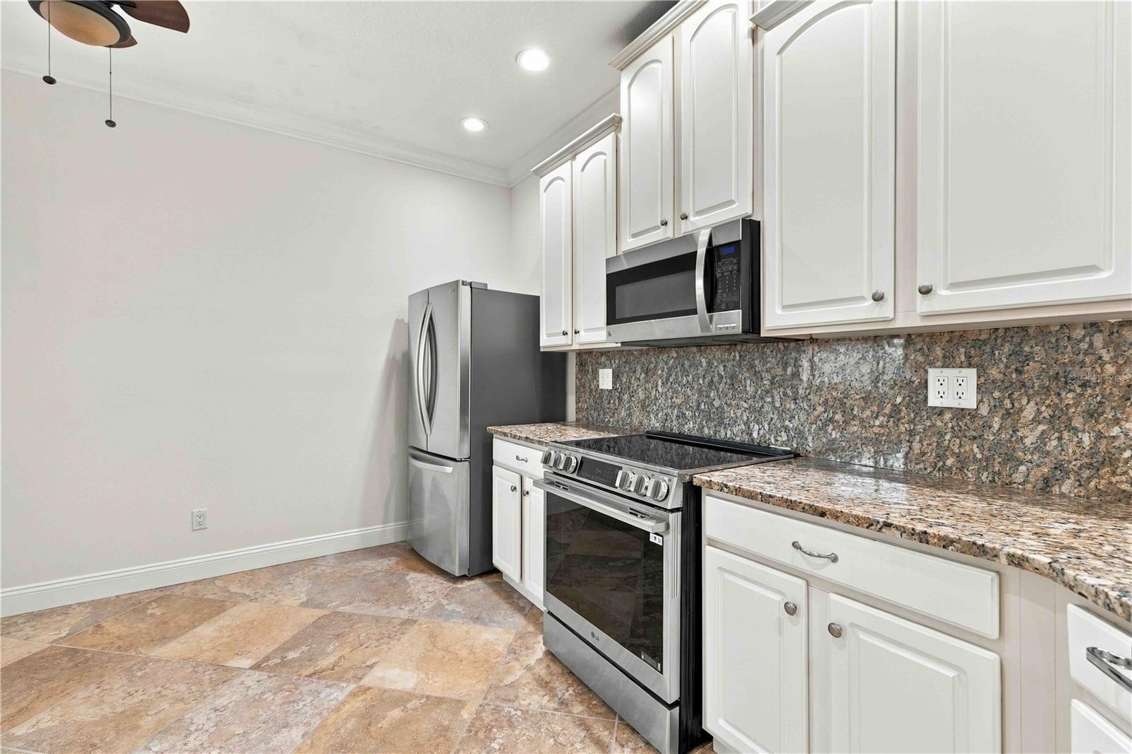 8216 ASHFORD FALLS COURT, Sarasota, FL 34243