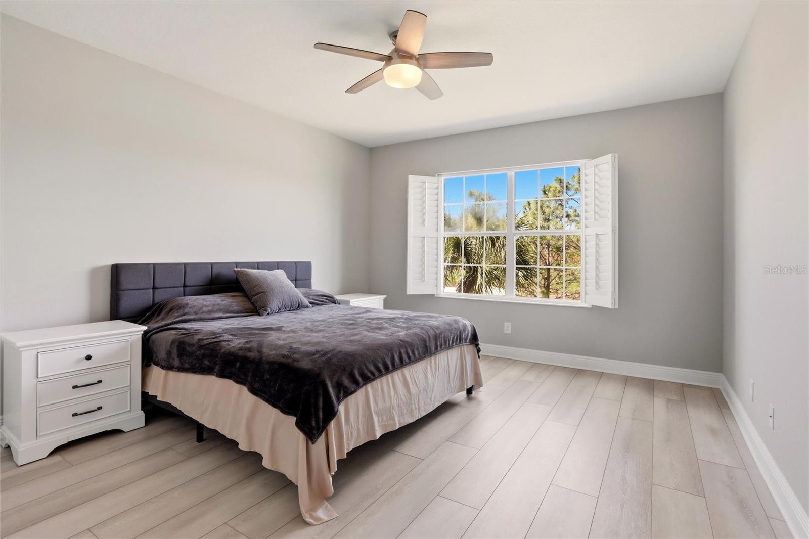 8142 MIRAMAR WAY, Lakewood Ranch, FL 34202