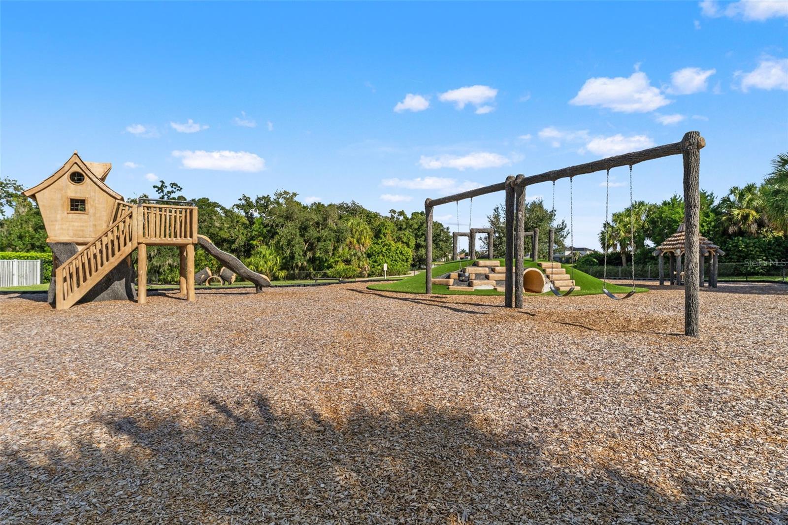 12111 BLUE HILL TRAIL, Bradenton, FL 34211