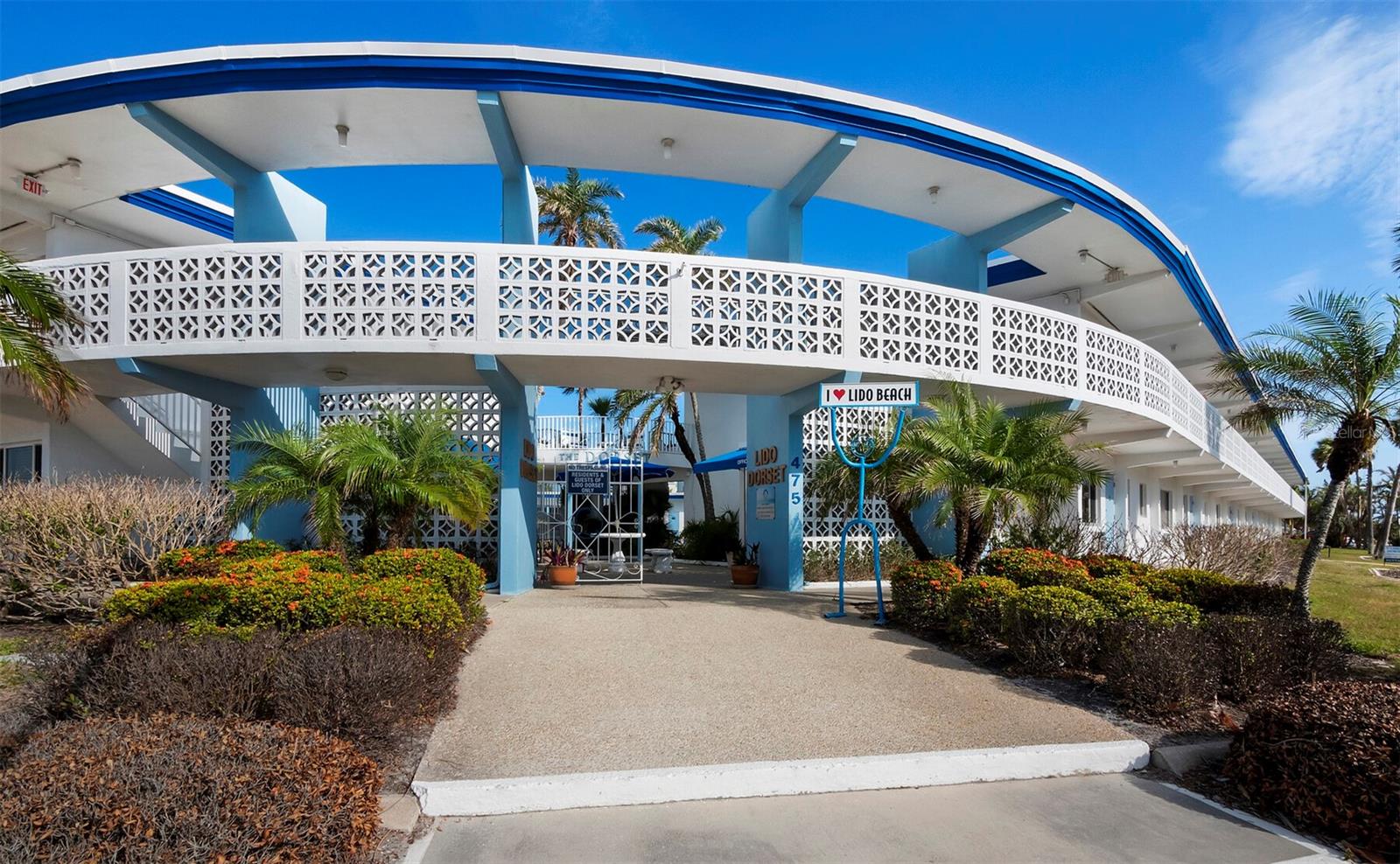 475 BENJAMIN FRANKLIN DRIVE, #215, Sarasota, FL 34236