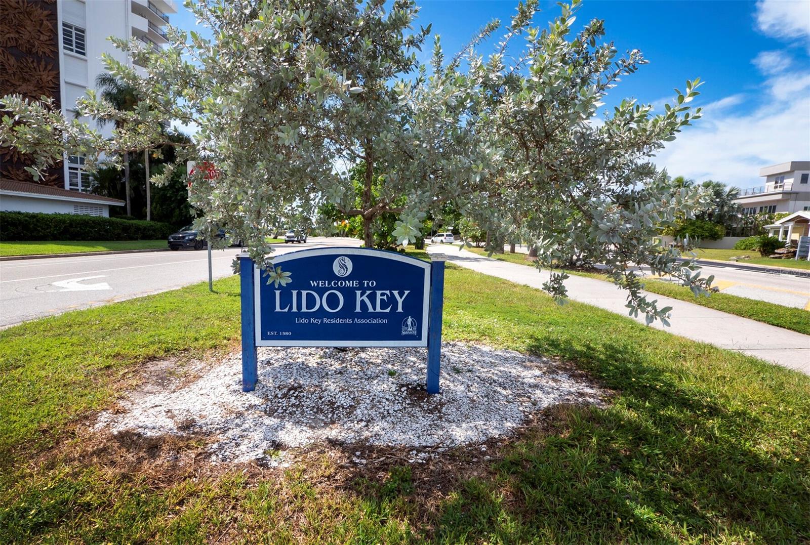 475 BENJAMIN FRANKLIN DRIVE, #215, Sarasota, FL 34236