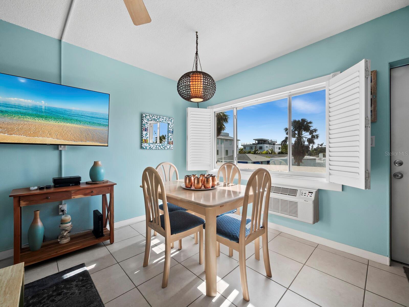 475 BENJAMIN FRANKLIN DRIVE, #215, Sarasota, FL 34236 475 BENJAMIN FRANKLIN DRIVE, #215, Sarasota, FL 34236