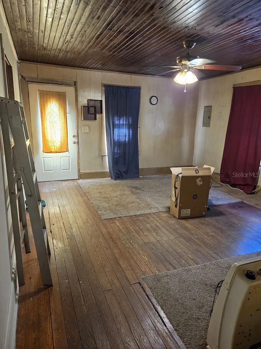 1201 LOWNDE AVENUE, Pensacola, FL 32507