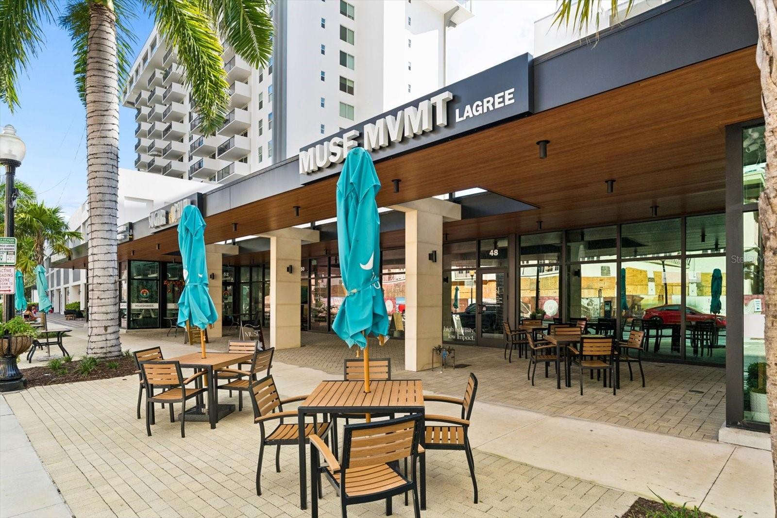 Shopping & dining outside your building