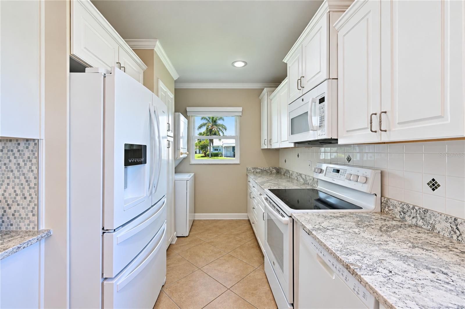 9413 CONCORD CIRCLE, Bradenton, FL 34210