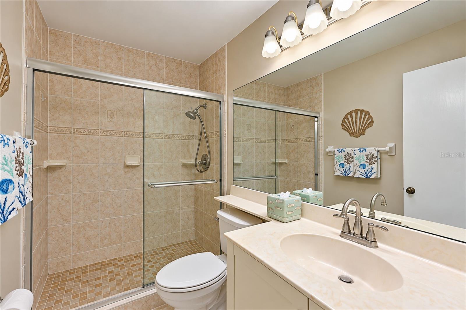 9413 CONCORD CIRCLE, Bradenton, FL 34210