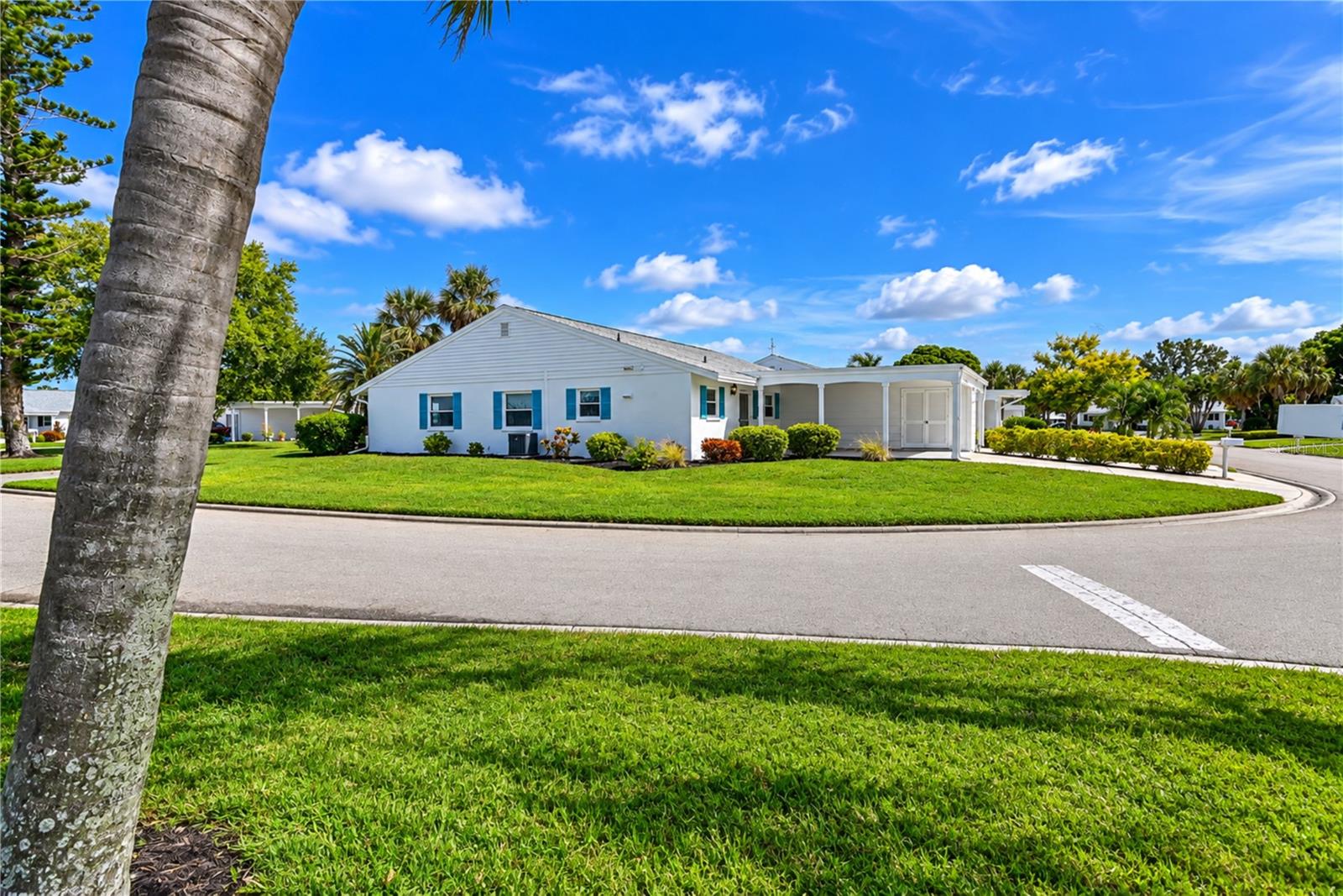 9413 CONCORD CIRCLE, Bradenton, FL 34210