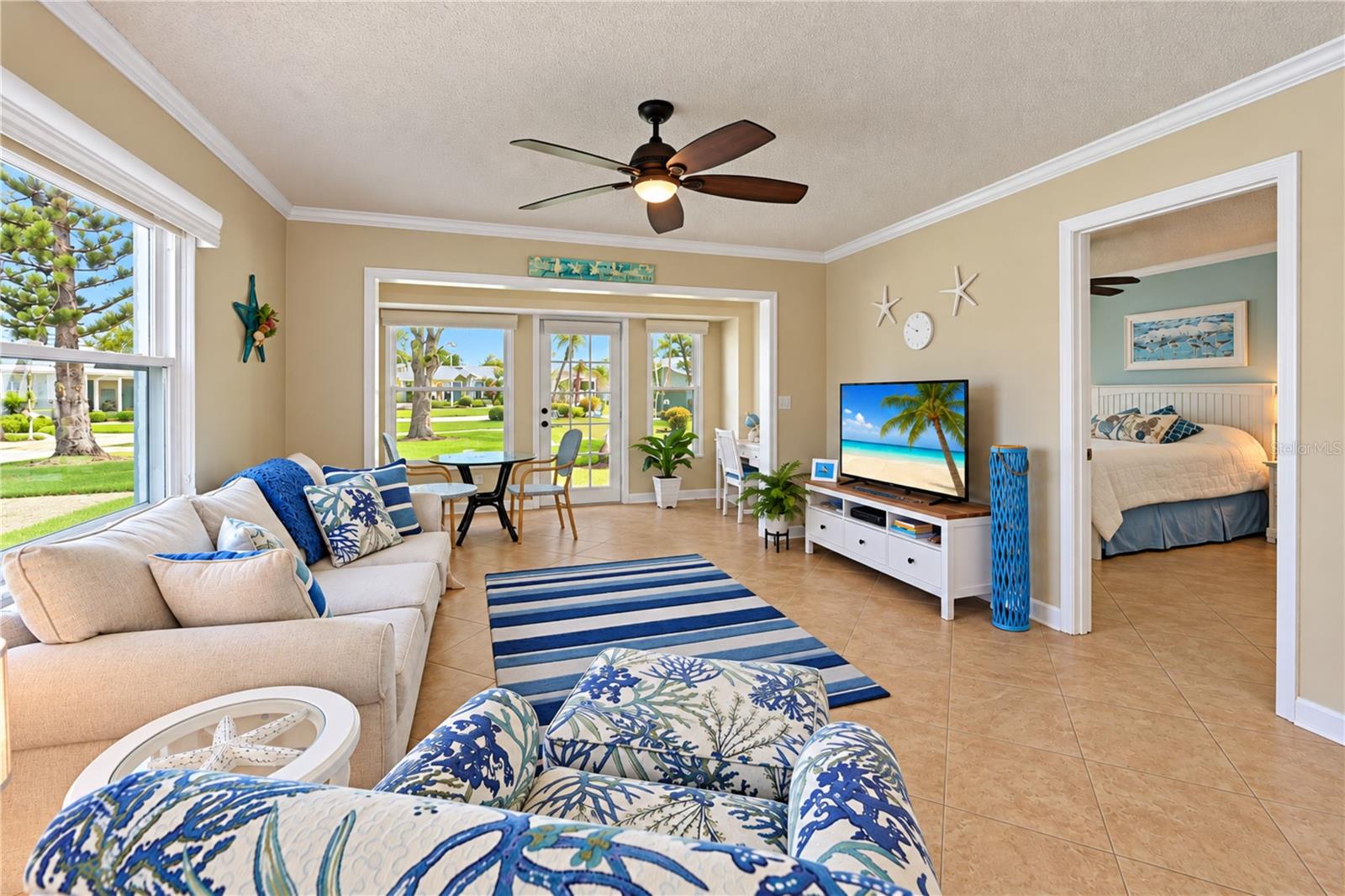 9413 CONCORD CIRCLE, Bradenton, FL 34210