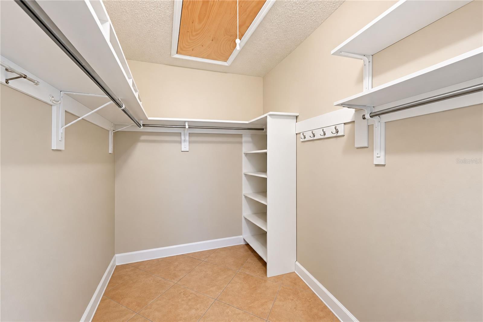 9413 CONCORD CIRCLE, Bradenton, FL 34210