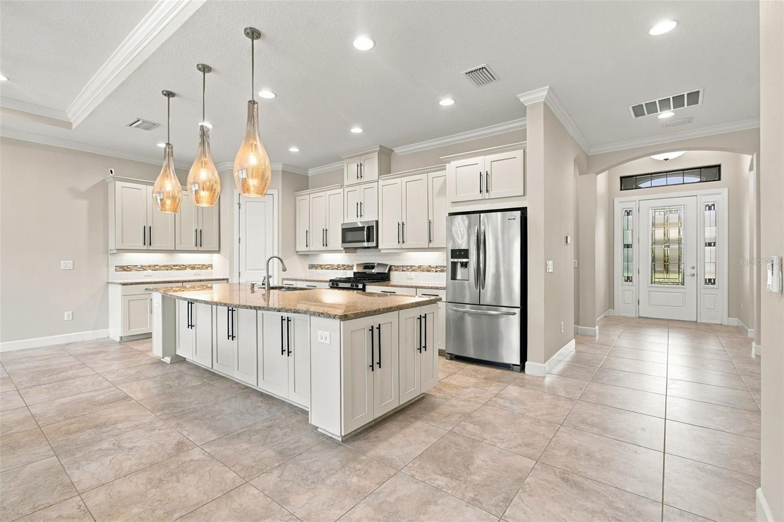 9765 HIGHLAND PARK PLACE, Palmetto, FL 34221 9765 HIGHLAND PARK PLACE, Palmetto, FL 34221