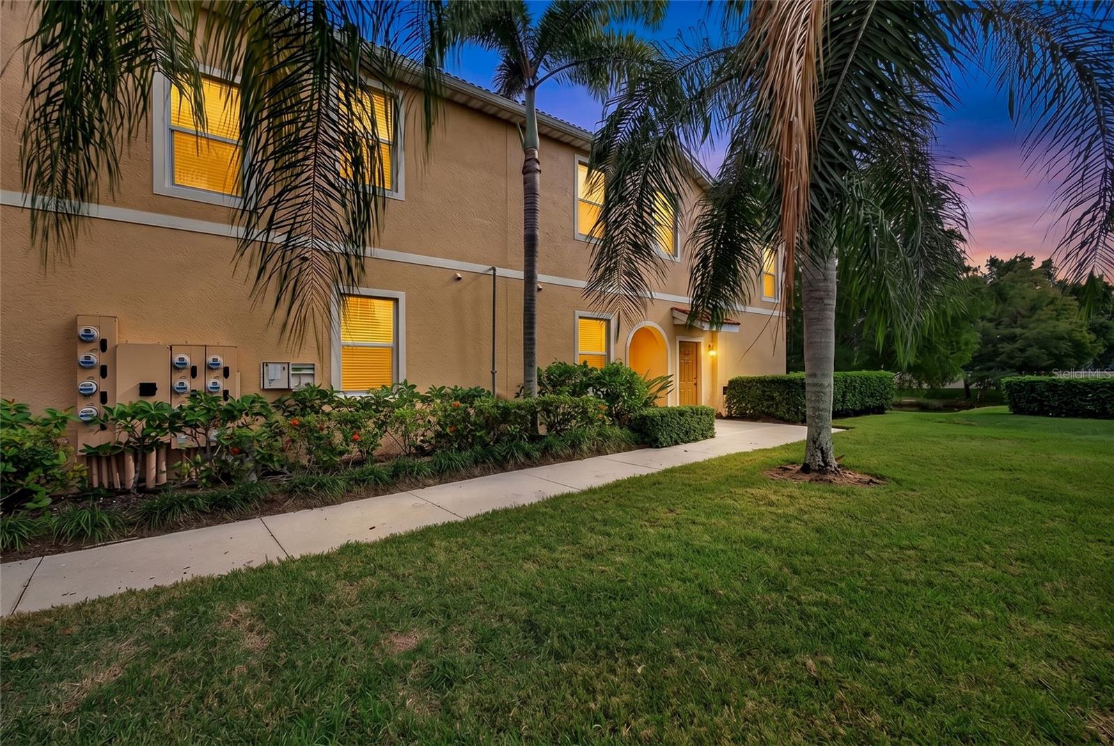 3707 PARKRIDGE CIRCLE, #7-106, Sarasota, FL 34243