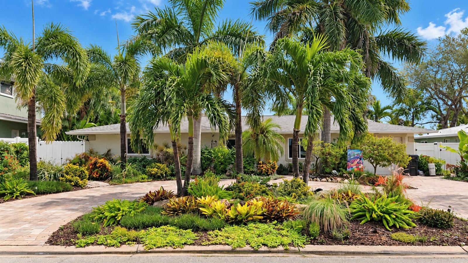 COMING SOON Beautiful Lush Tropical Landscaping - Private Oasis